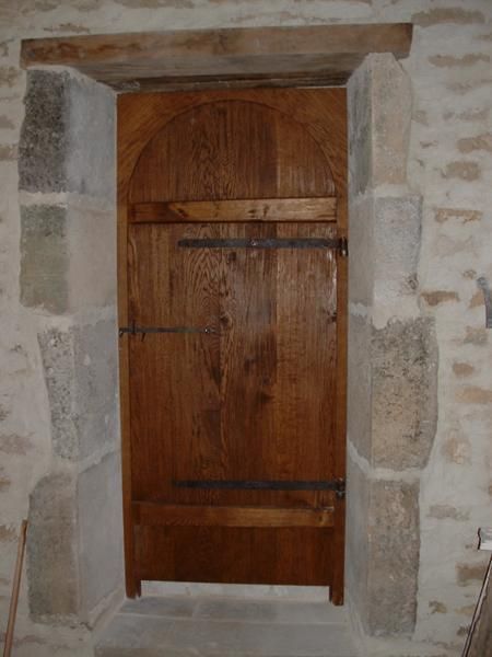 Porte en bois massif