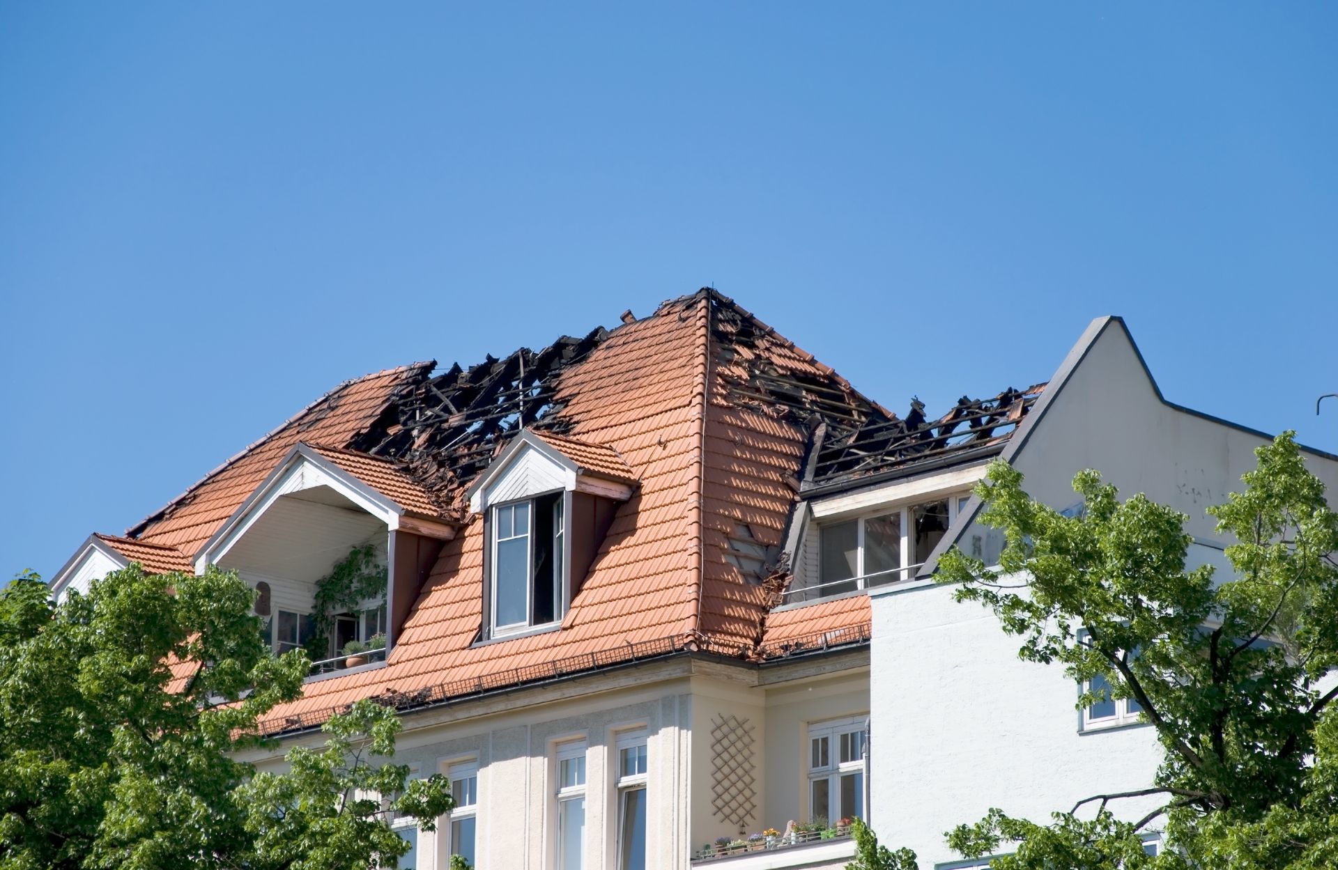 Une maison incendiée