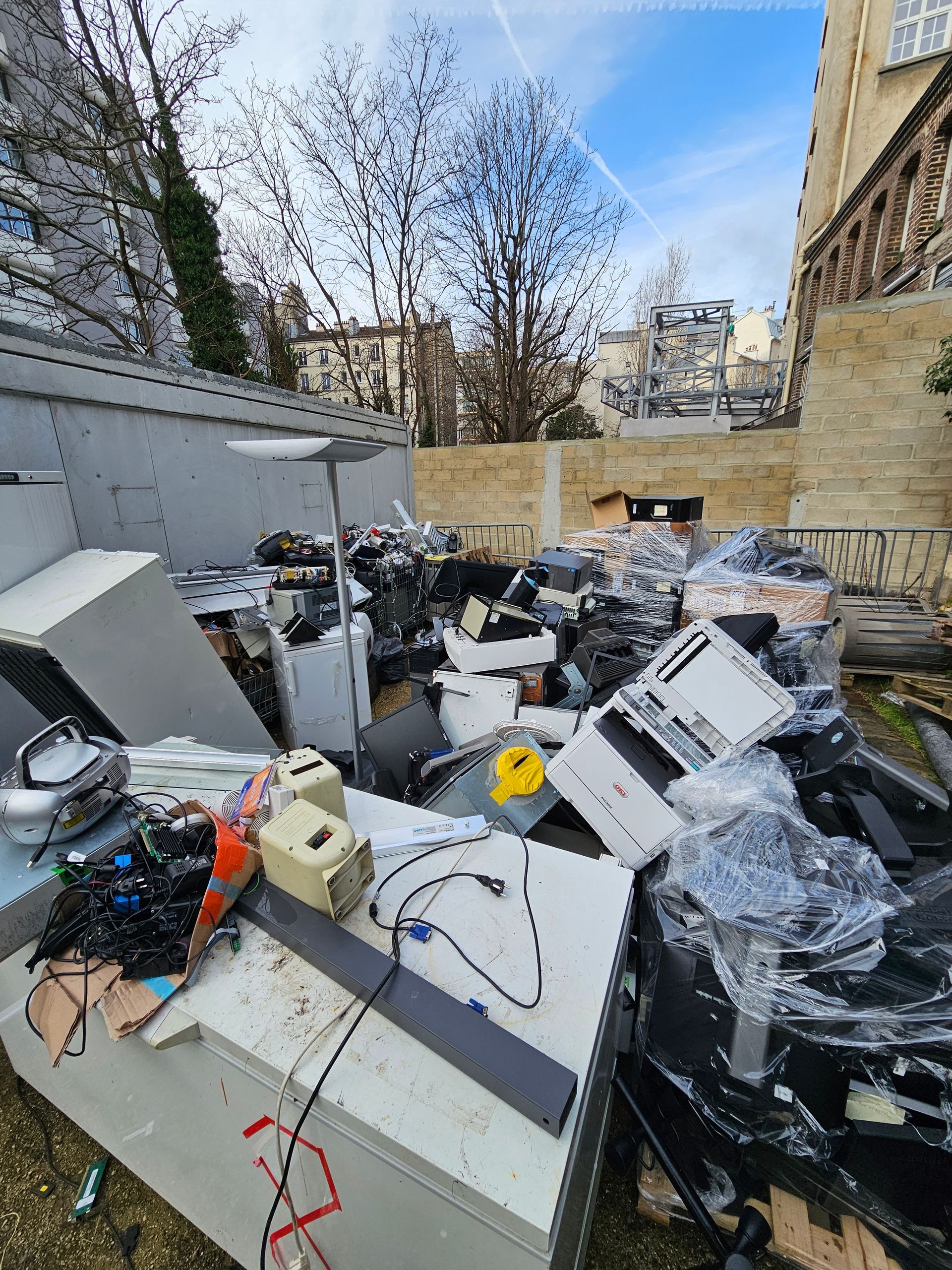 Des produits électroniques en extérieur