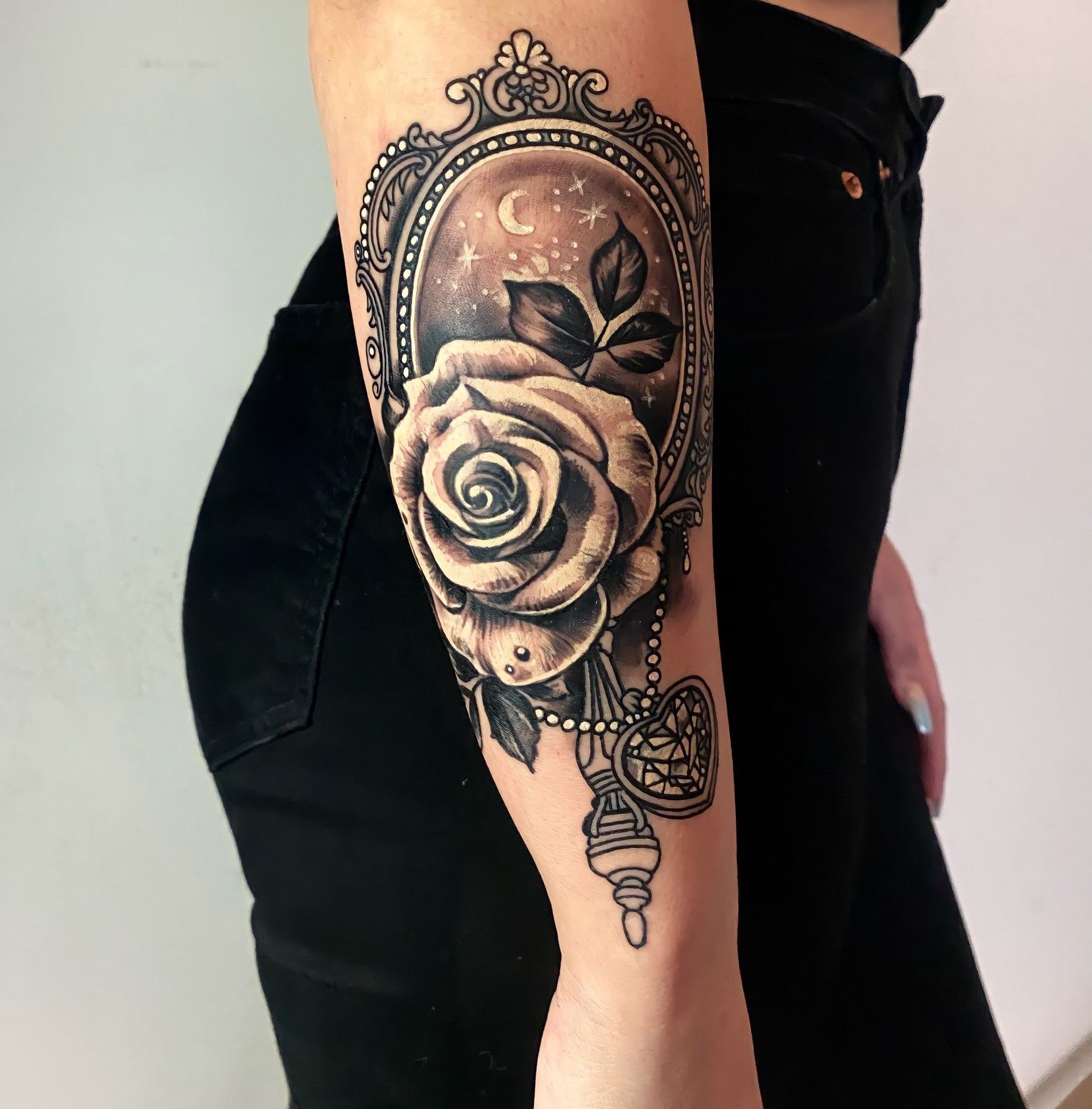 Tattoo Galerie - Art and Tattoo Basel - Basel