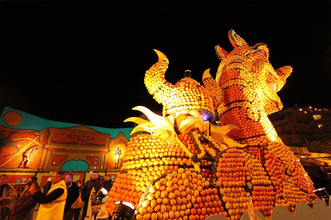 Un Char de parade en citron