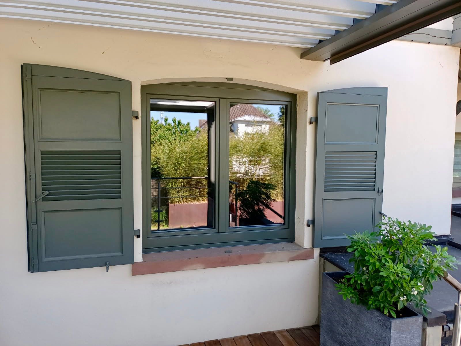Porte alu blanche