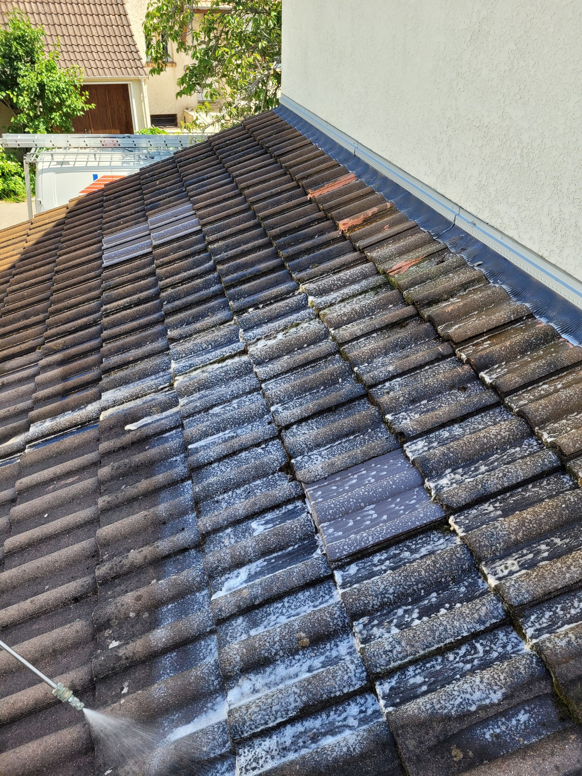 Nettoyage haute pression des tuiles