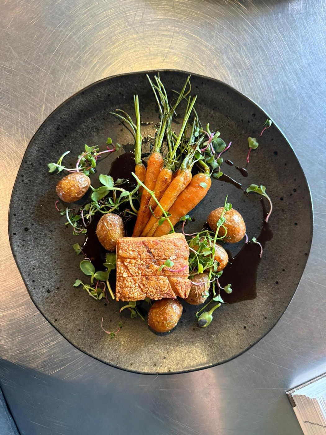 Schweinebauch | Kresse & Microgreens