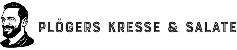 Schwarz-wei&szlig;es Logo mit dem Gesicht eines b&auml;rtigen Mannes und dem Text &bdquo;PL&Ouml;GERS KRESSE & SALATE&ldquo;