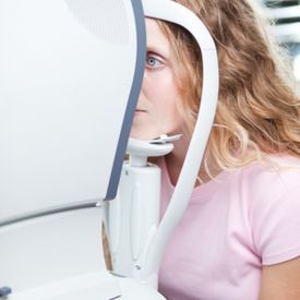 Untersuchung - Augenarztpraxis am Stampfenbachplatz - Zürich