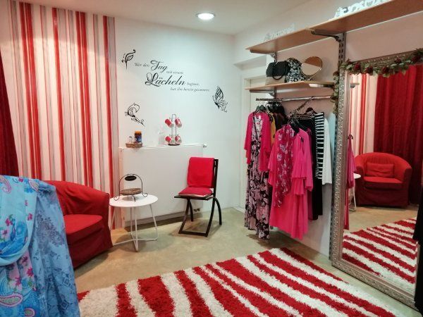 Kleidungsstücke für Frauen