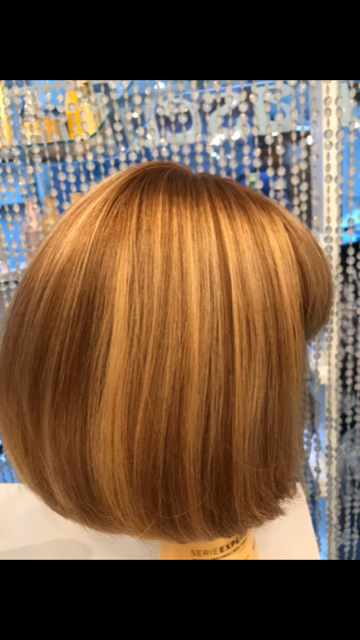 Perruques médicales à frange de côté