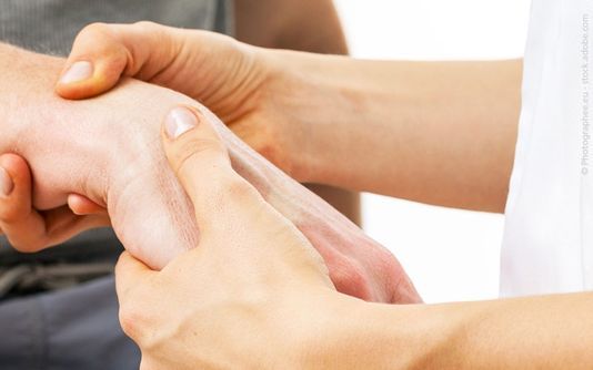 Physiotherapie Nätscher, Praxis, Leistungen, individuelle Termine, Katrin Röder, August-Winter-Straße, Friedrichsdorf, Ortsteil Köppern, manuelle Therapie, medizinische Massagen, Wohlbefinden, Krankengymnastik am Gerät, Wirbelsäulengymnastik, Rückenschulkurse, Rehabilitation, Mobilität