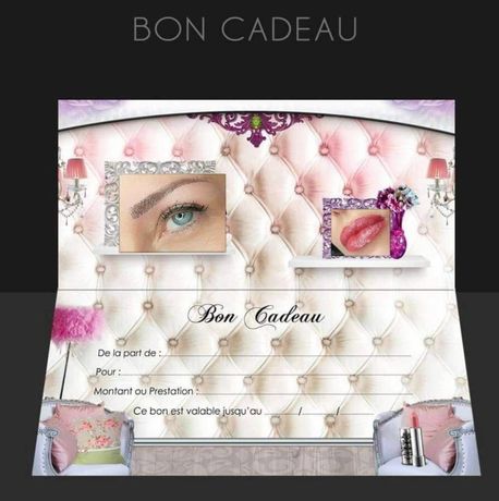 Yeux marron après un maquillage permanent