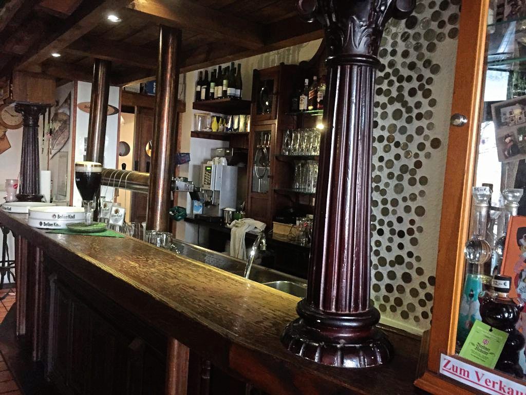 Theke im Wirtshaus in der Wilhelmstraße