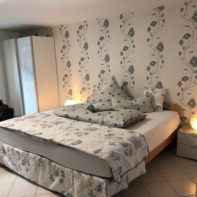 Bett | Ferienwohnung | Mein kleines Hotel Gerti Flegel | Herne