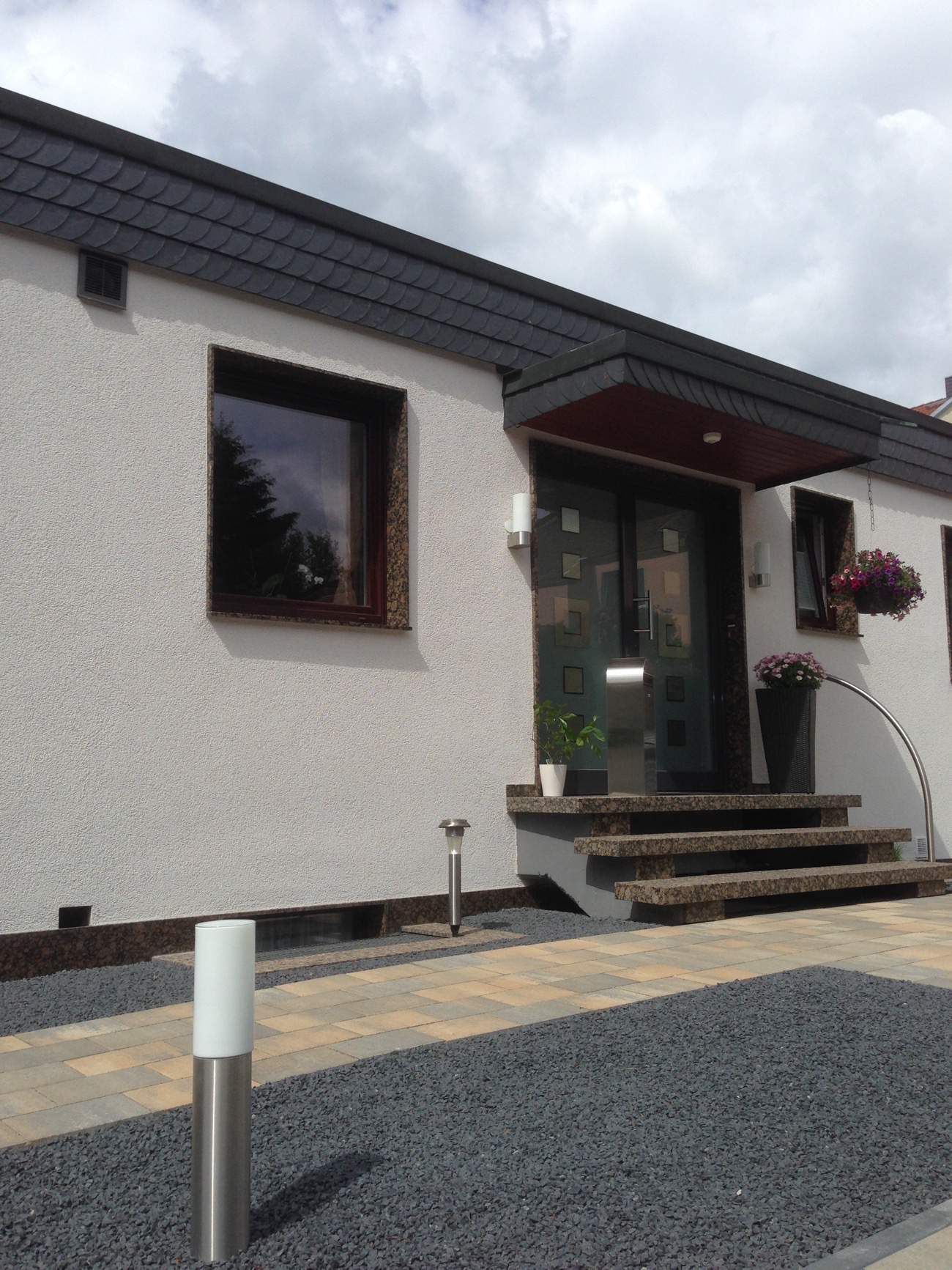 Pension Hauseingang Ansicht 1