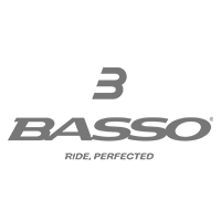 Basso-Logo mit stilisiertem grauen „B“ und dem Slogan „RIDE, PERFECTED“ auf weißem Hintergrund
