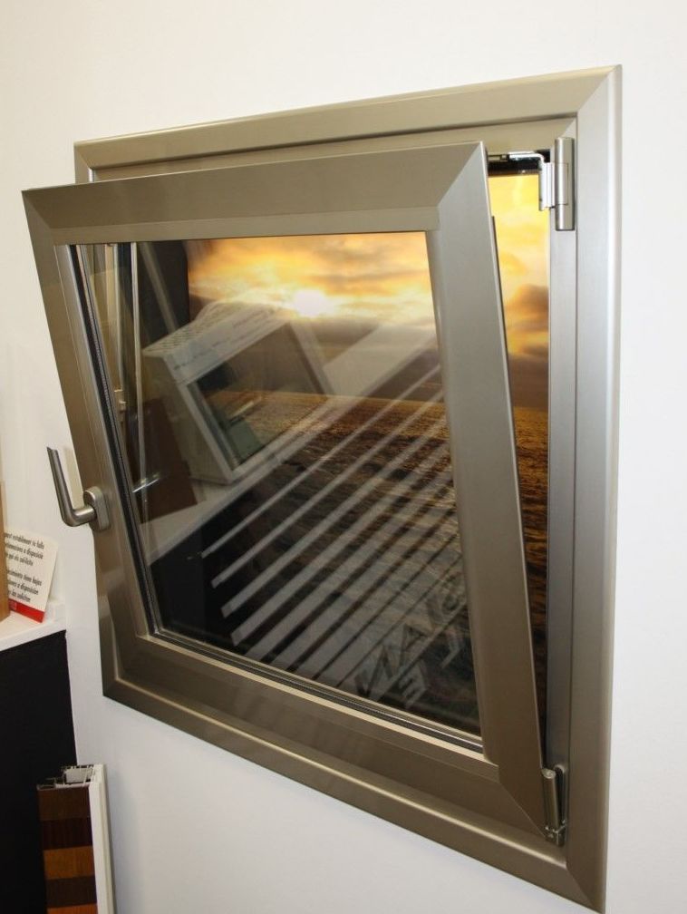 Carpintería de aluminio y PVC en Benetússer con materiales de primera calidad