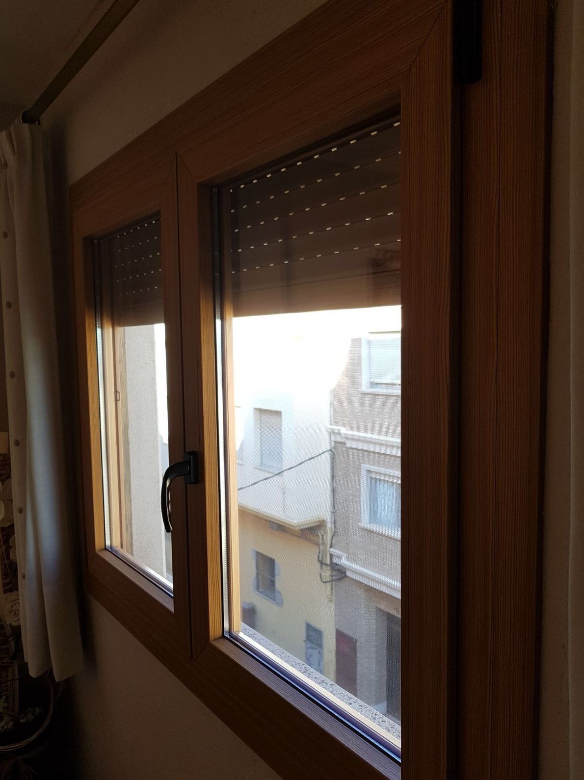 Persianas graduables en Puzol duraderas y resistentes