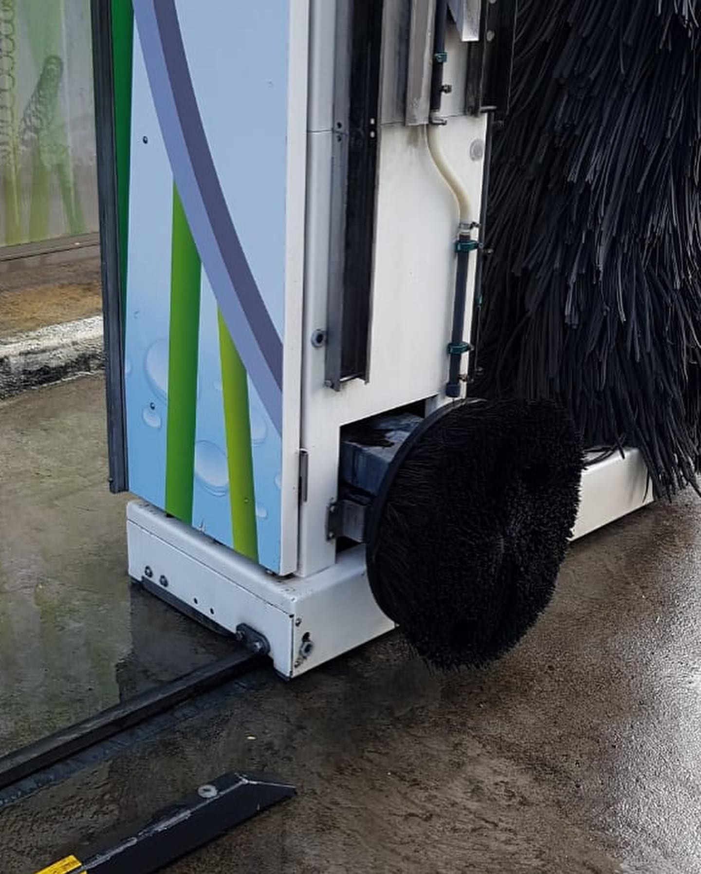 Nettoyage au Karcher d'une station de lavage automatique