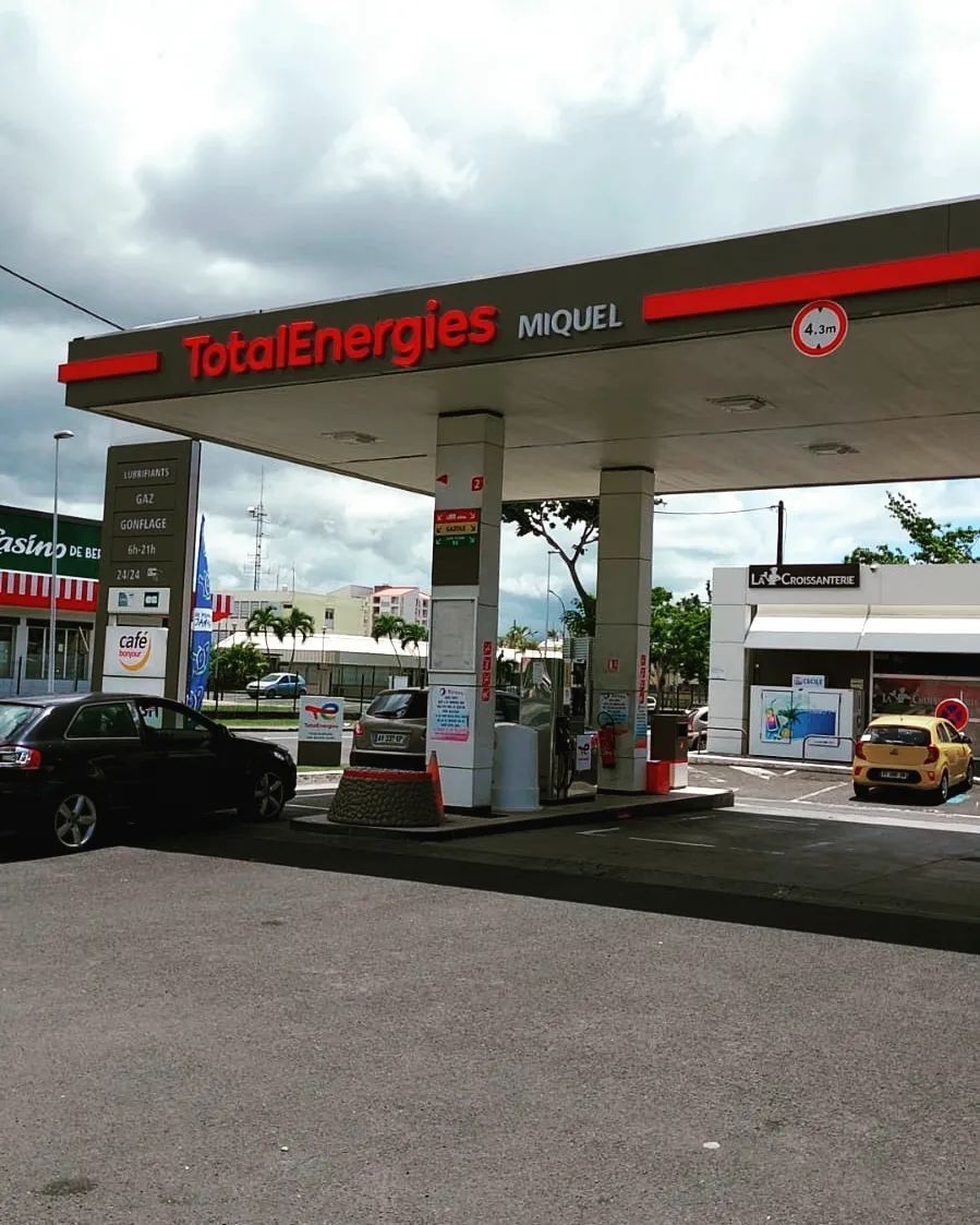 Nettoyage d'une station TotalEnergies