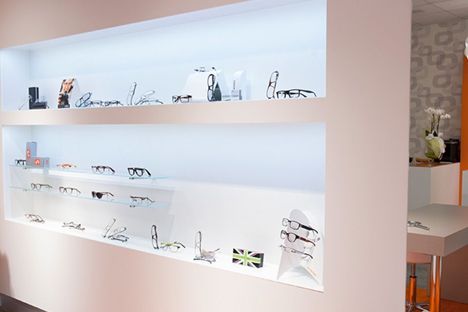 Auswahl von Brillen bei EinBlick