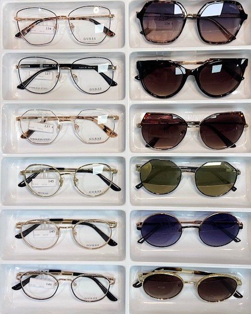 Lunettes de vue et solaire Guess