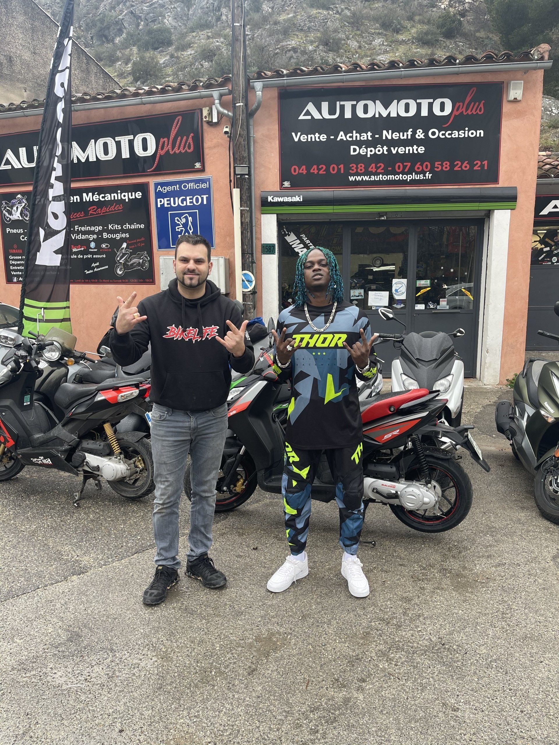 Devanture avec client