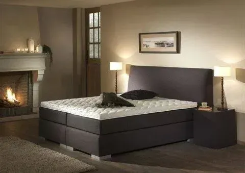 Schlafraum Preisendörfer – Boxspringbett