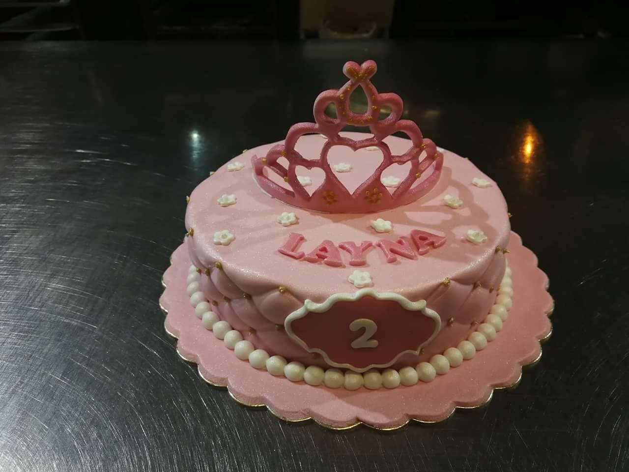 Gâteau d'anniversaire décoré enfant - Bessa