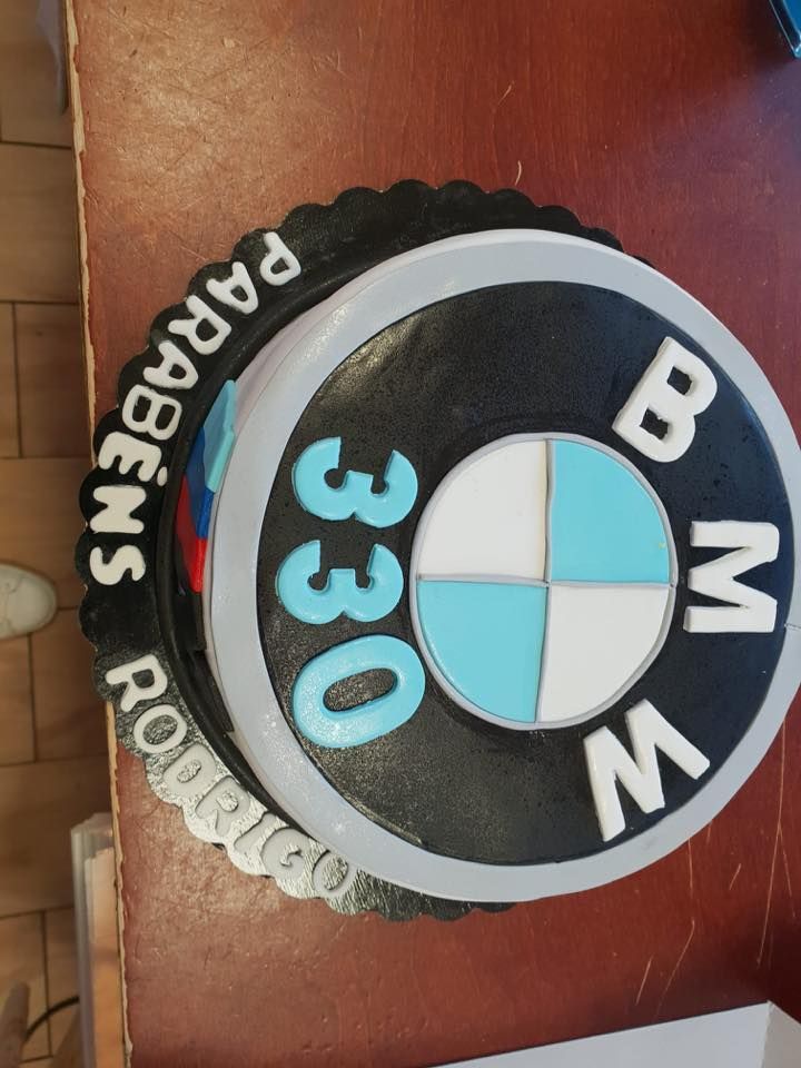 Gâteau d'anniversaire décoré enfant - Bessa