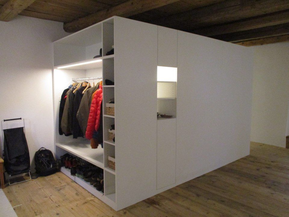 Laurent SA Falegnamaria Einbauschrank