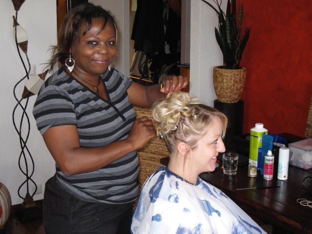 Votre coiffeuse à domicile depuis 2007 - Marianne Coiffure à Domicile