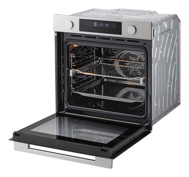 Horno de pared LG de acero inoxidable negro con panel de control digital y dos perillas.