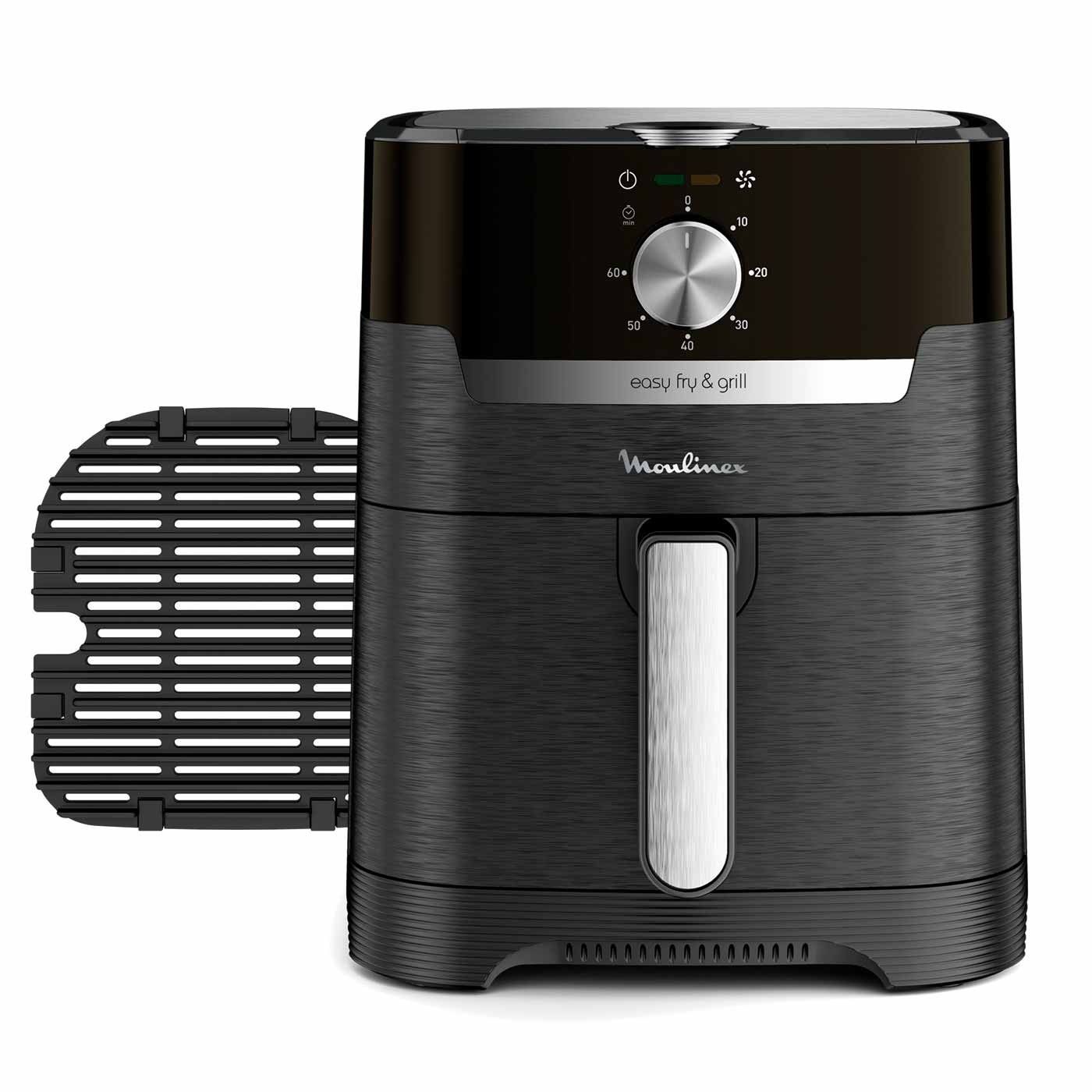 Una freidora de aire negra está colocada sobre una superficie blanca.