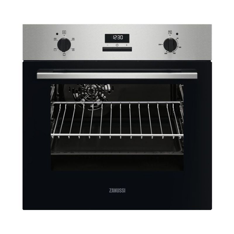 Un horno Zanussi de acero inoxidable con puerta negra.