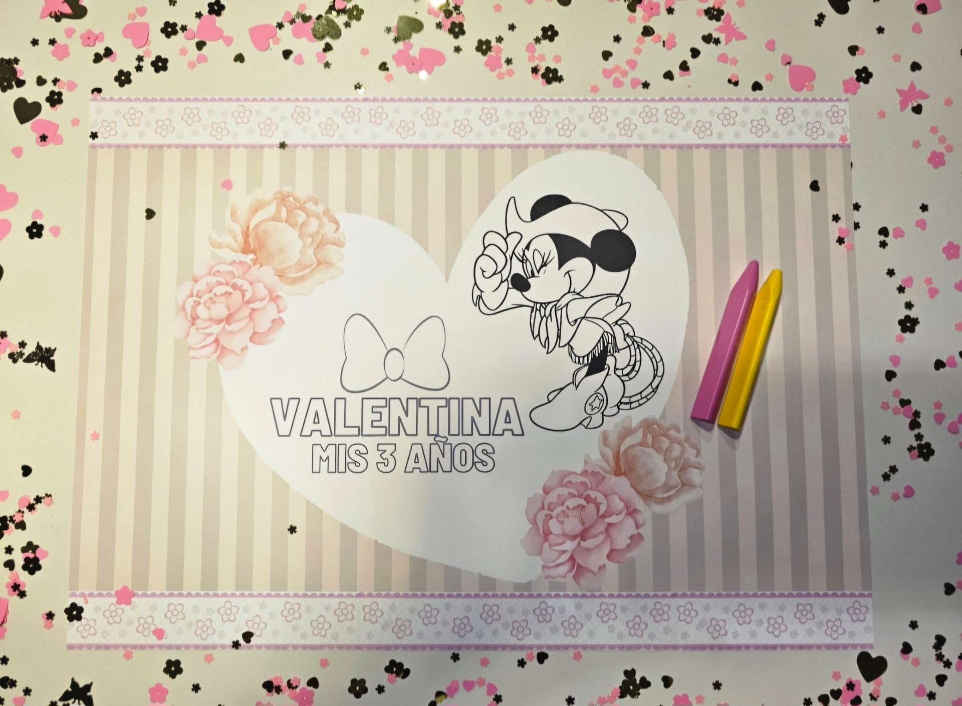 Una tarjeta del día de San Valentín con Minnie Mouse.