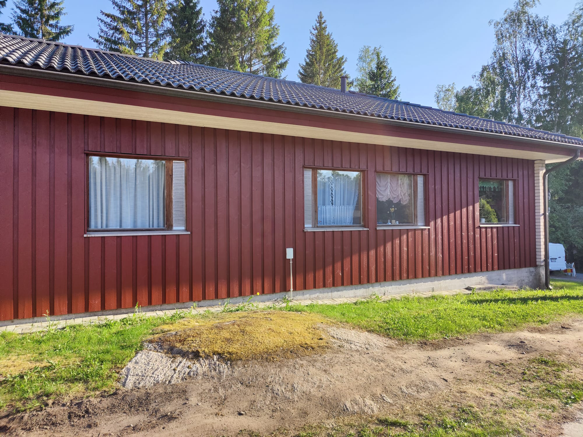 Talon maalaus Tuusula