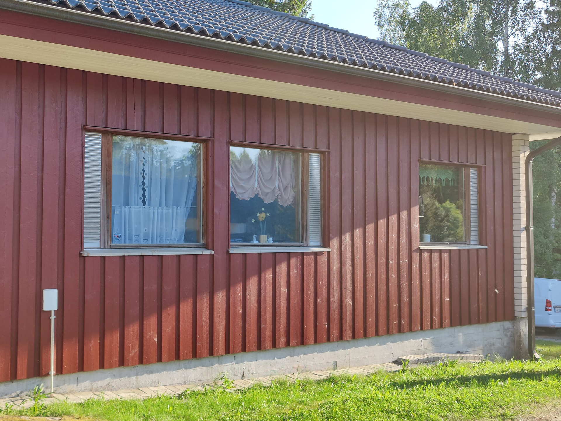 Julkisivumaalaukset uudis- ja saneerauskohteisiin