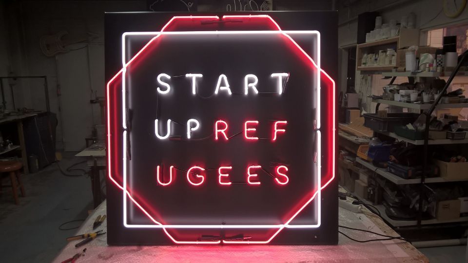 Start up regurees -valomainos
