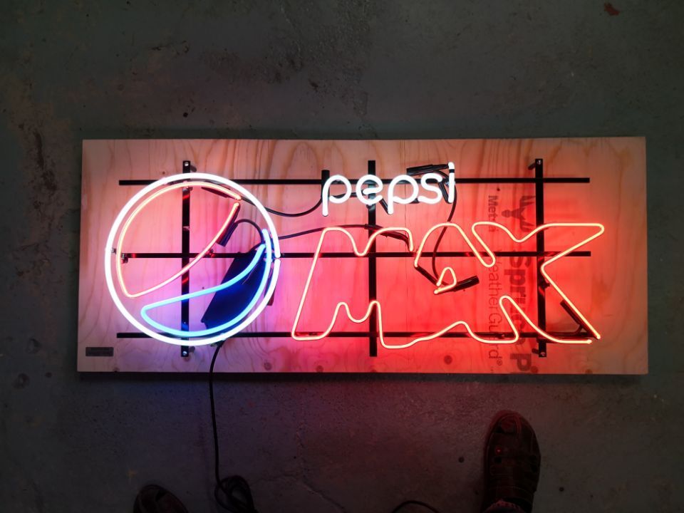 Pepsi Max -valomainos