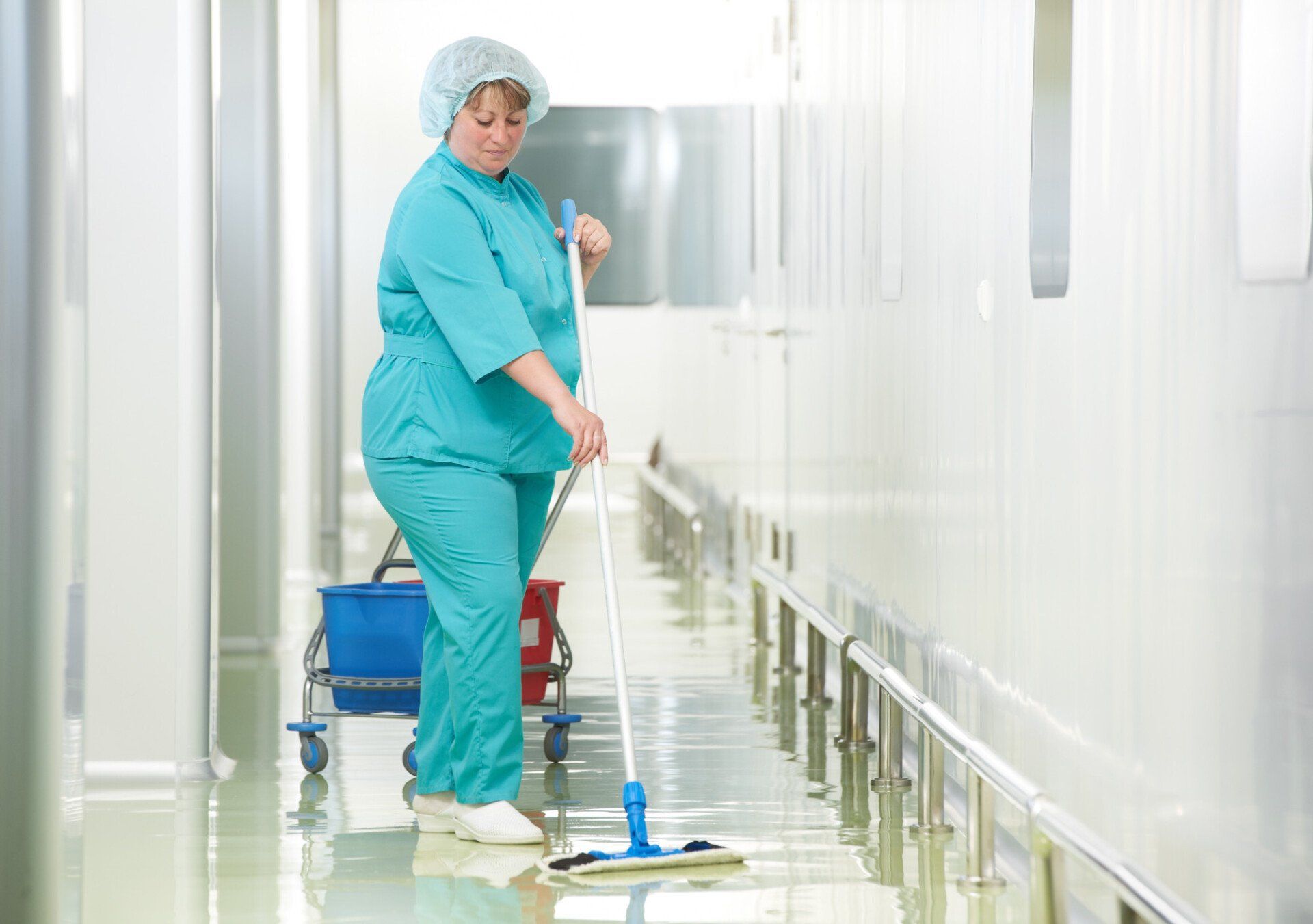 Équipement de nettoyage professionnel pour les hôpitaux