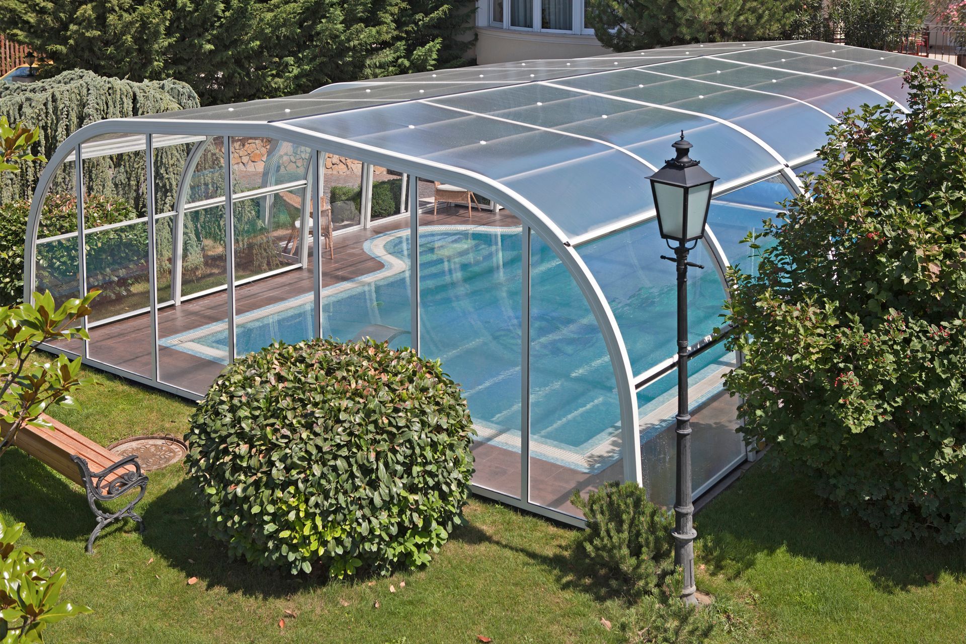 Abris de piscine hauts