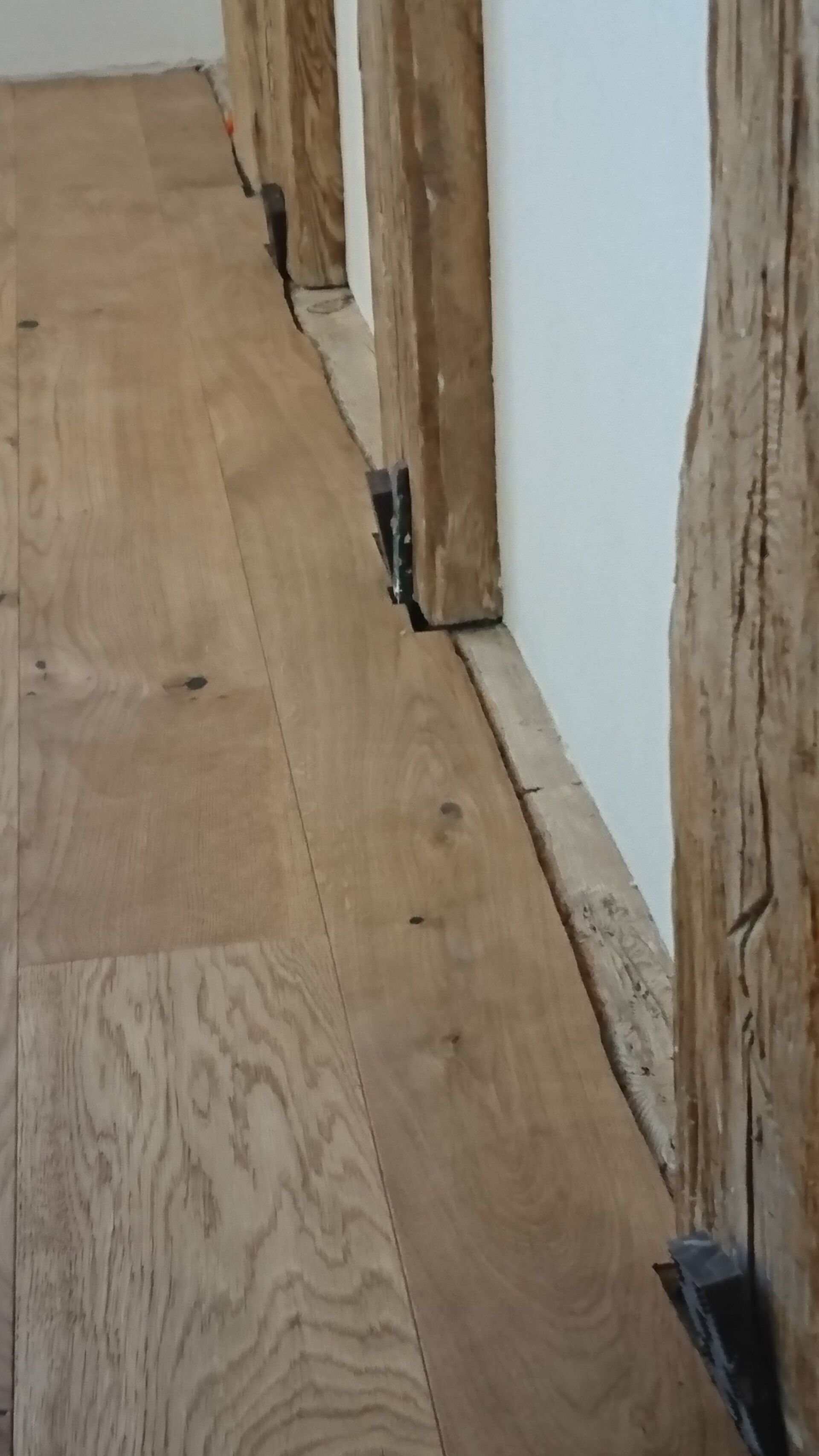 Parkett rustikal Rand - Andreas Schumacher Teppiche und Bodenbeläge - Watt