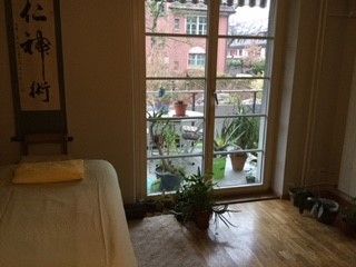 TCM Praxis Franz Deuringer - Behandlungszimmer