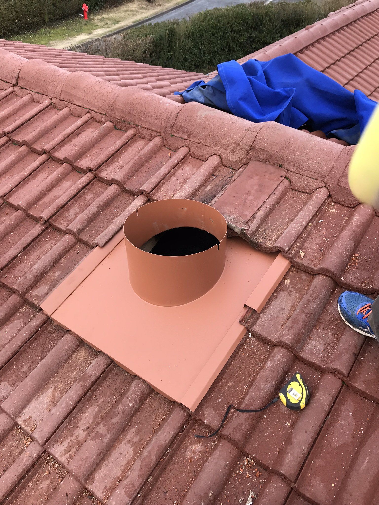 Chapeau cheminée toiture