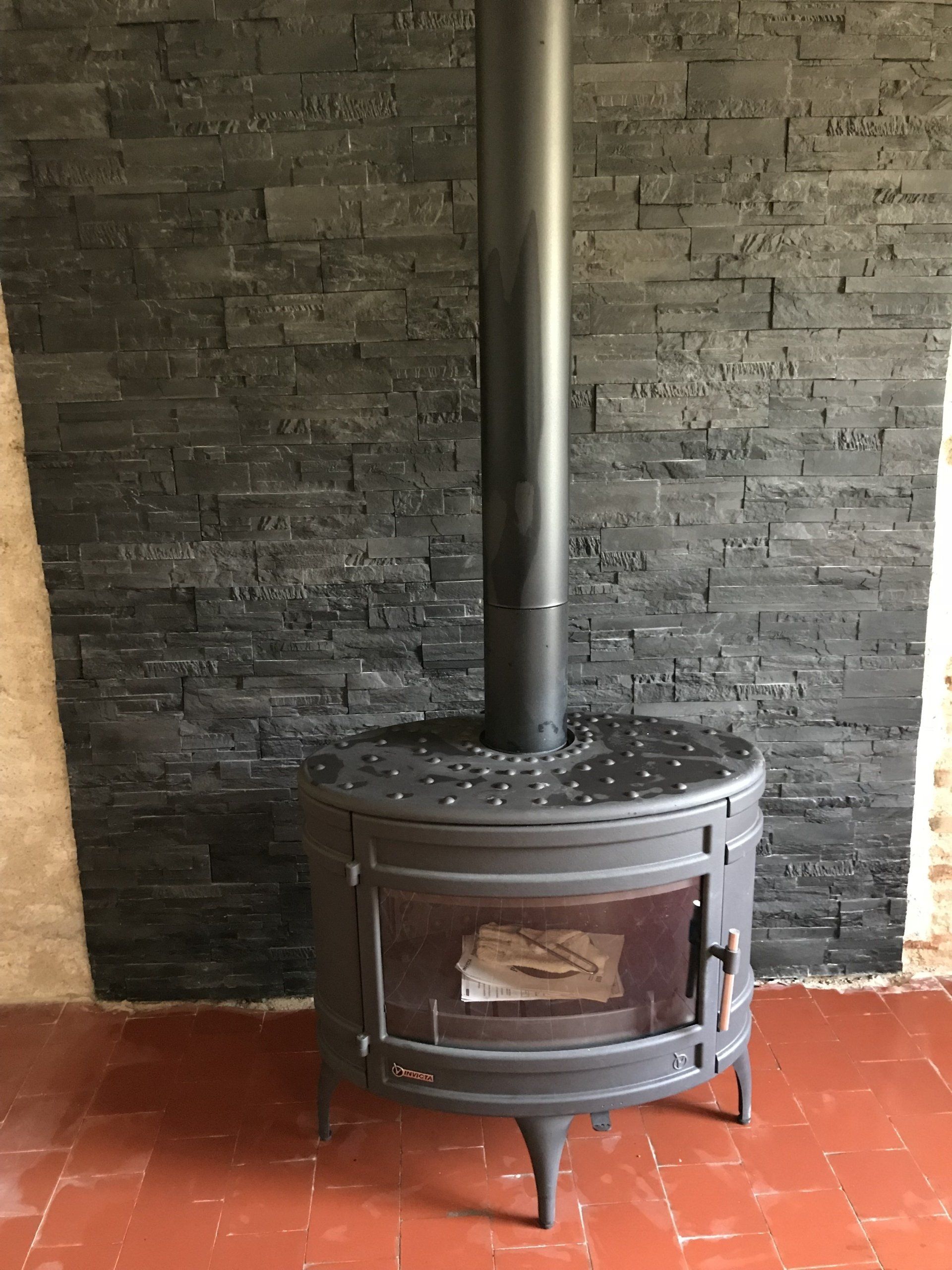 Poêle à granulés ronde