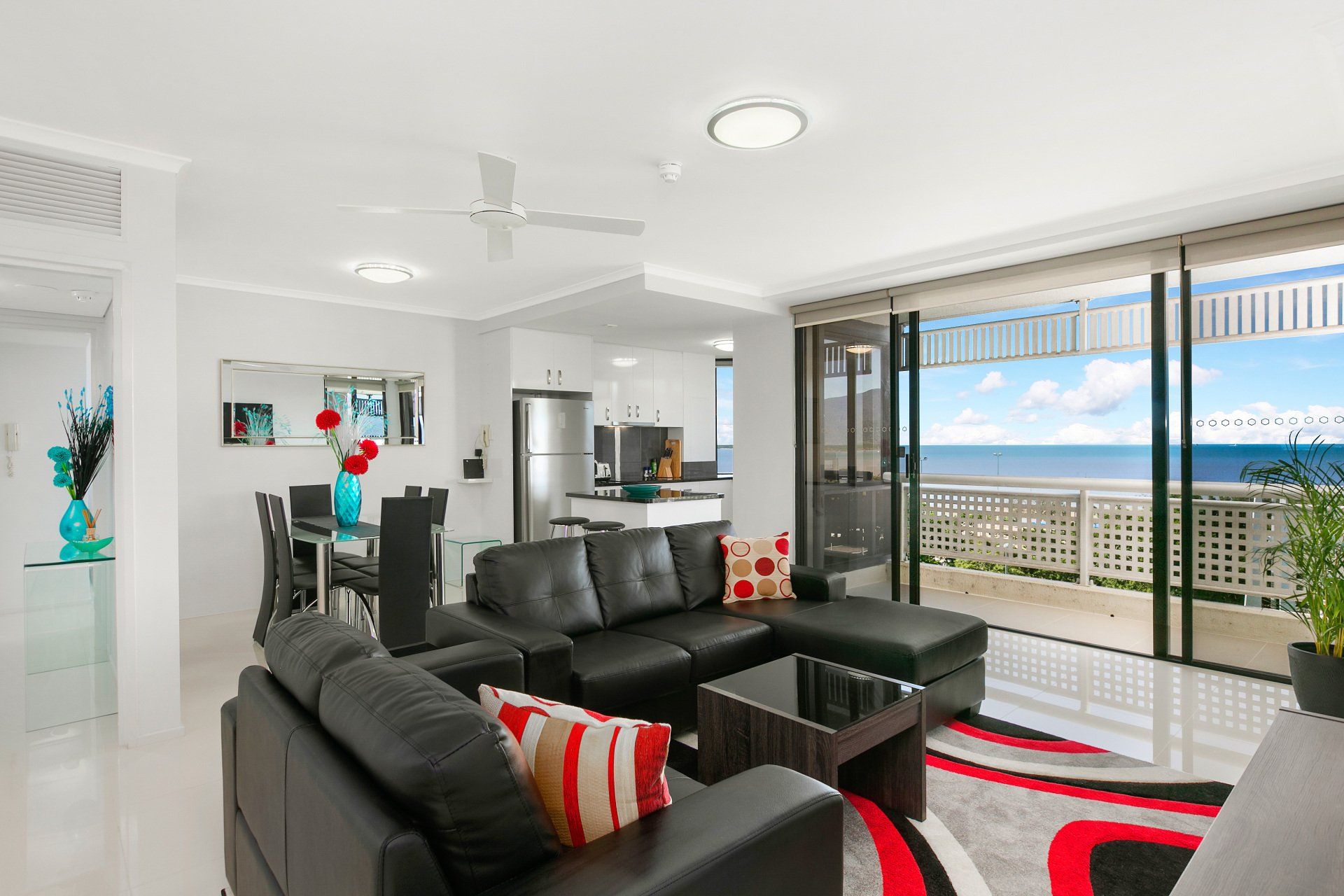 Gallery Detail: Cairns Luxury Private Apartments