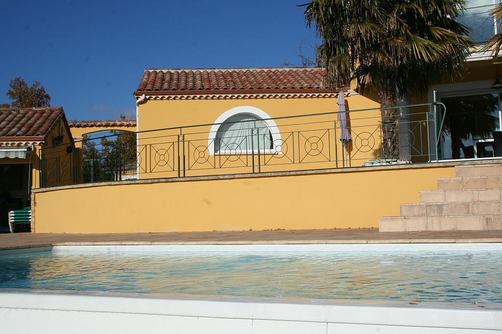 Barrière piscine