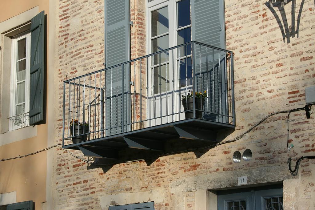 Barrière en ferbalcon