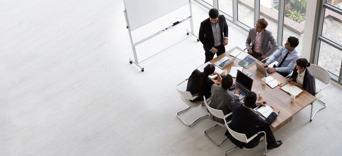 Besprechung im Büro