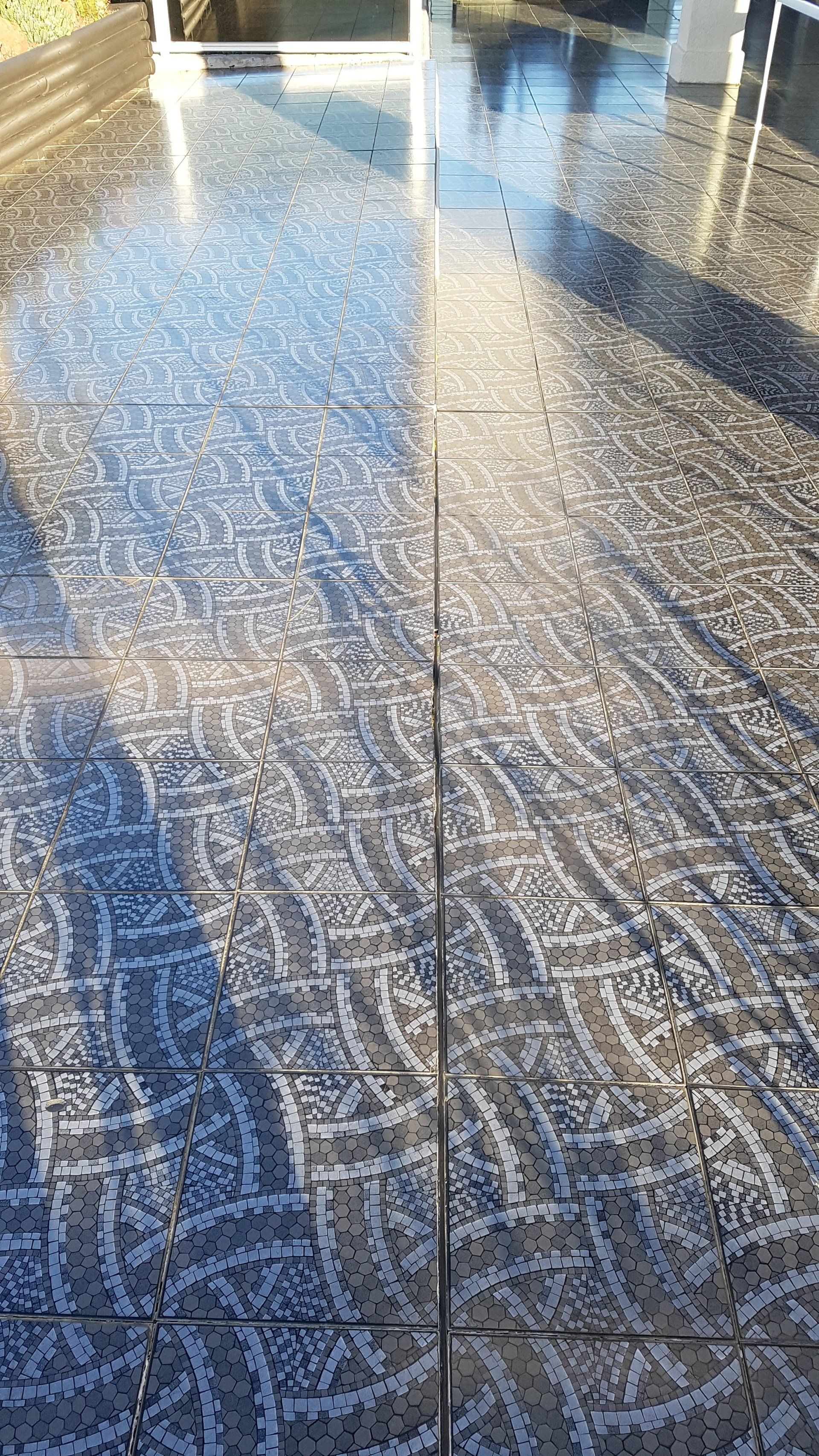 Pose de mosaïque finie