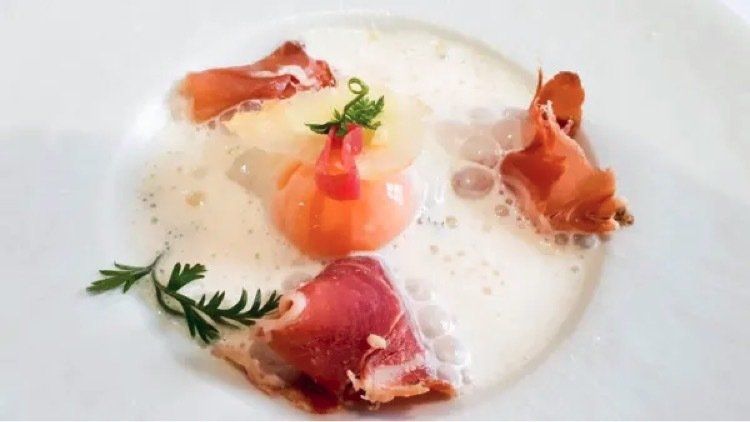 Velouté avec du jambon